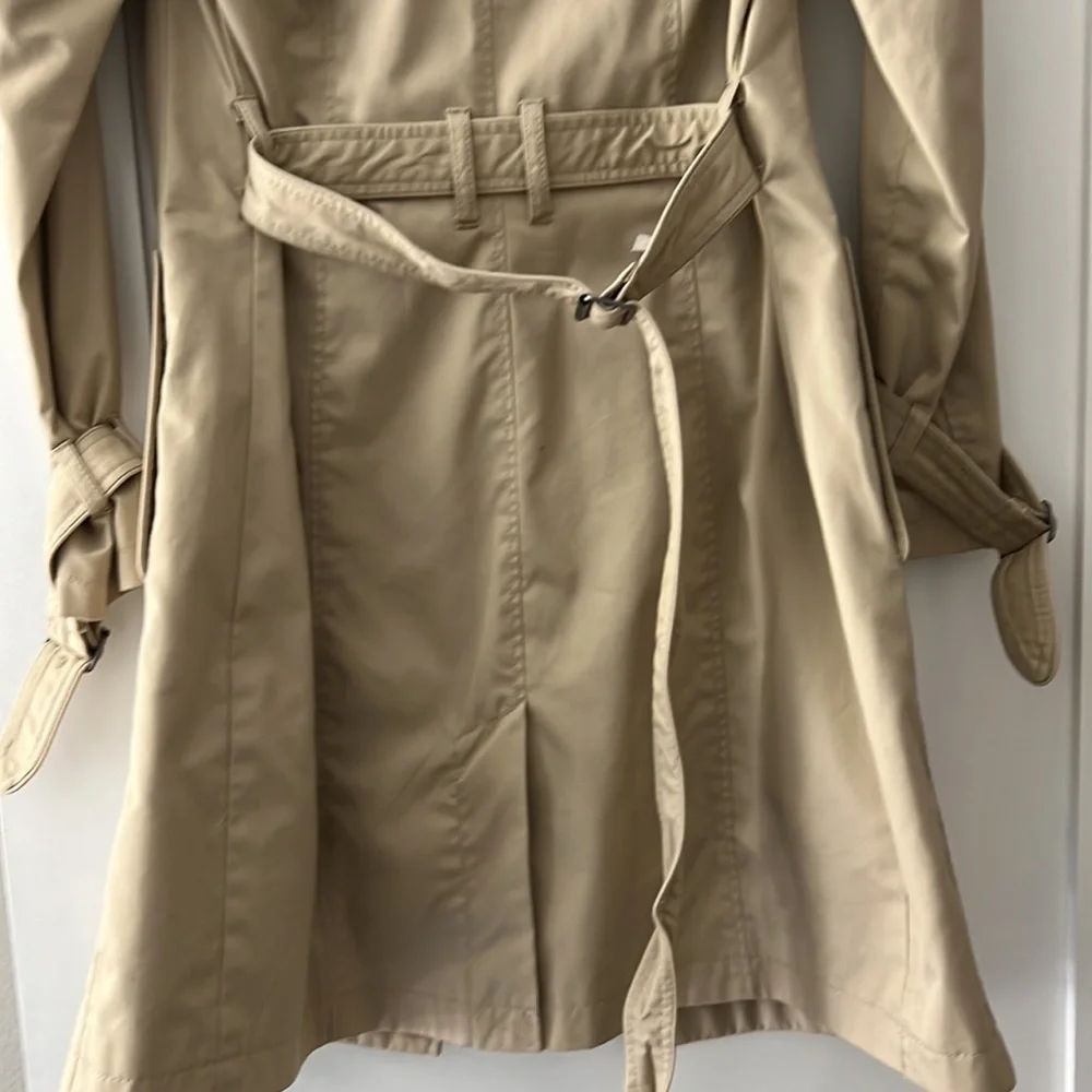 Jacket - Picture 7 of 9